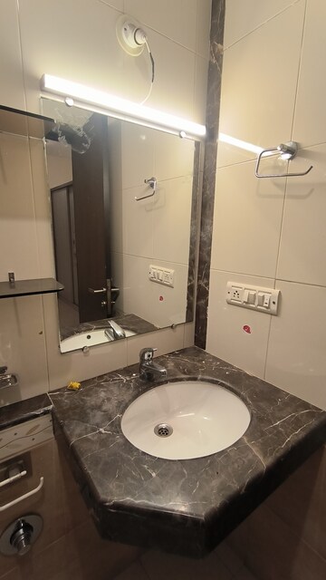 Bathroom in 3 BHK Apartment at Aristo Pearl Residency, Prabhadevi – for Sale
