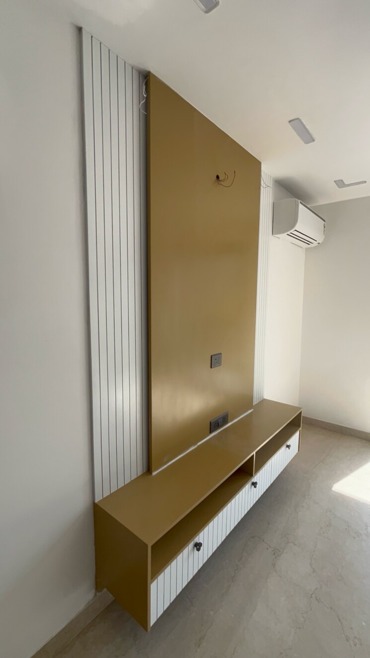 undefined, sector 1 4 Bedroom 365 Sq.Yd. Builder Floor In Sector 1 Gurgaon 8125070