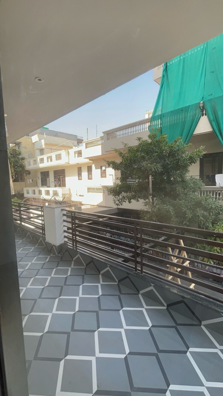 Exterior View, sector 1 4 Bedroom 365 Sq.Yd. Builder Floor In Sector 1 Gurgaon 8125070