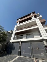 4 BHK + Pooja Room 365 Sq.Yd. Builder Floor in Sector 1