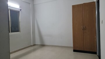 Room in 3 BHK Apartment at Jp Nagar – for Rent