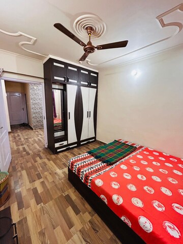 Bedroom in 6+ BHK Independent House at Gomti Nagar – for Rent