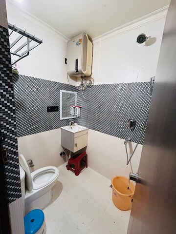 Bathroom in 6+ BHK Independent House at Gomti Nagar – for Rent