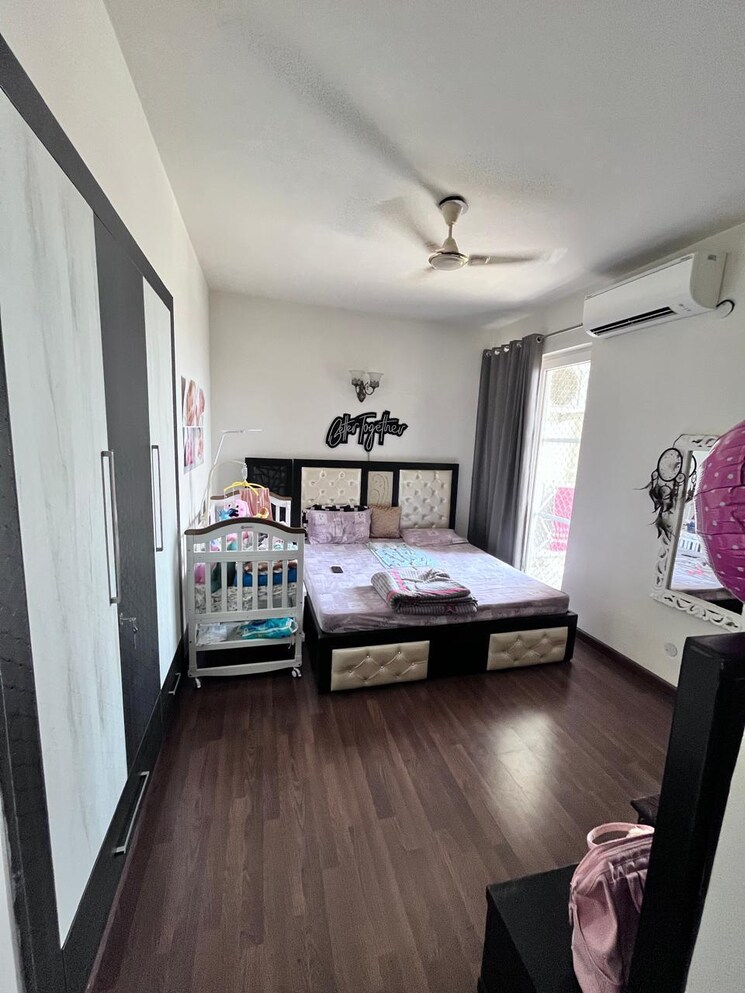 Bedroom, sector 85 3 Bedroom 250 Sq.Yd. Builder Floor In Sector 85 Faridabad 8125141