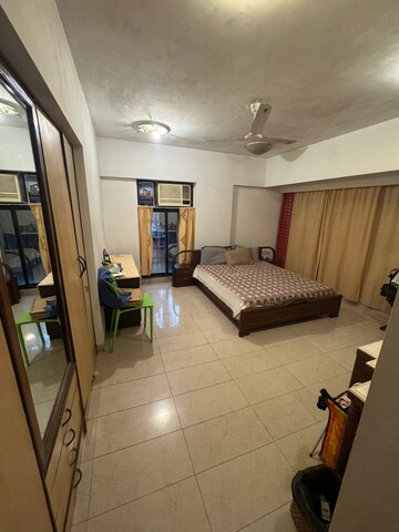 Living Room in 3 BHK Apartment at Andheri West – for Rent