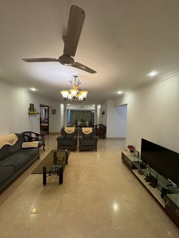 Living Room in 3 BHK Apartment at Andheri West – for Rent