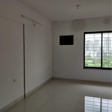 Room in 1 BHK Apartment at Lodha Crown Quality Homes, Saket Complex – for Rent