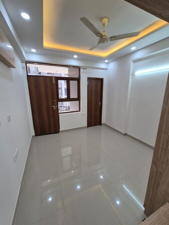 3 BHK Apartment For Rent in Omaxe Royal Residency Faridabad Sector 79 Faridabad  8125193