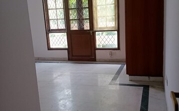 2 BHK Builder Floor For Sale in Lajpat Nagar I