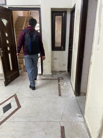 Balcony in 1.5 BHK Builder Floor at Mayur Vihar – for Rent