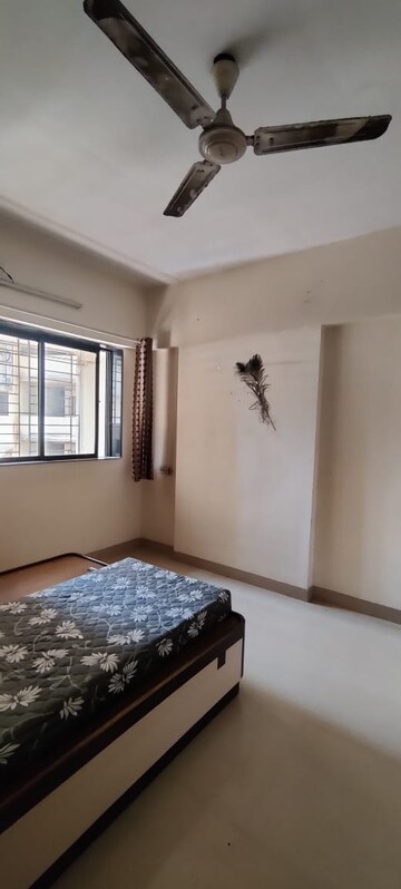 Room in 2.5 BHK Apartment at Green Fields Apartment, Andheri East – for Sale