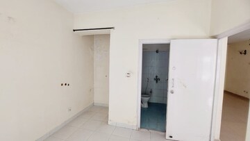 Room in 3 BHK Apartment at Nbcc Vibgyor Towers, Rajarhat New Town – for Sale