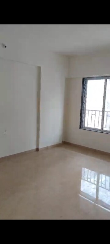 Room in 3 BHK Apartment at Pallavi Chhaya CHS, Chembur – for Sale