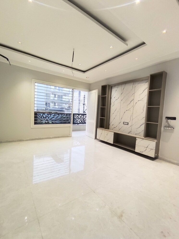 Room, srishti-greenfield-homes 4 Bedroom 2500 Sq.Ft. Builder Floor In Green Fields Colony Faridabad 8125315