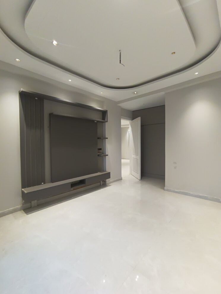 Room, srishti-greenfield-homes 4 Bedroom 2500 Sq.Ft. Builder Floor In Green Fields Colony Faridabad 8125315