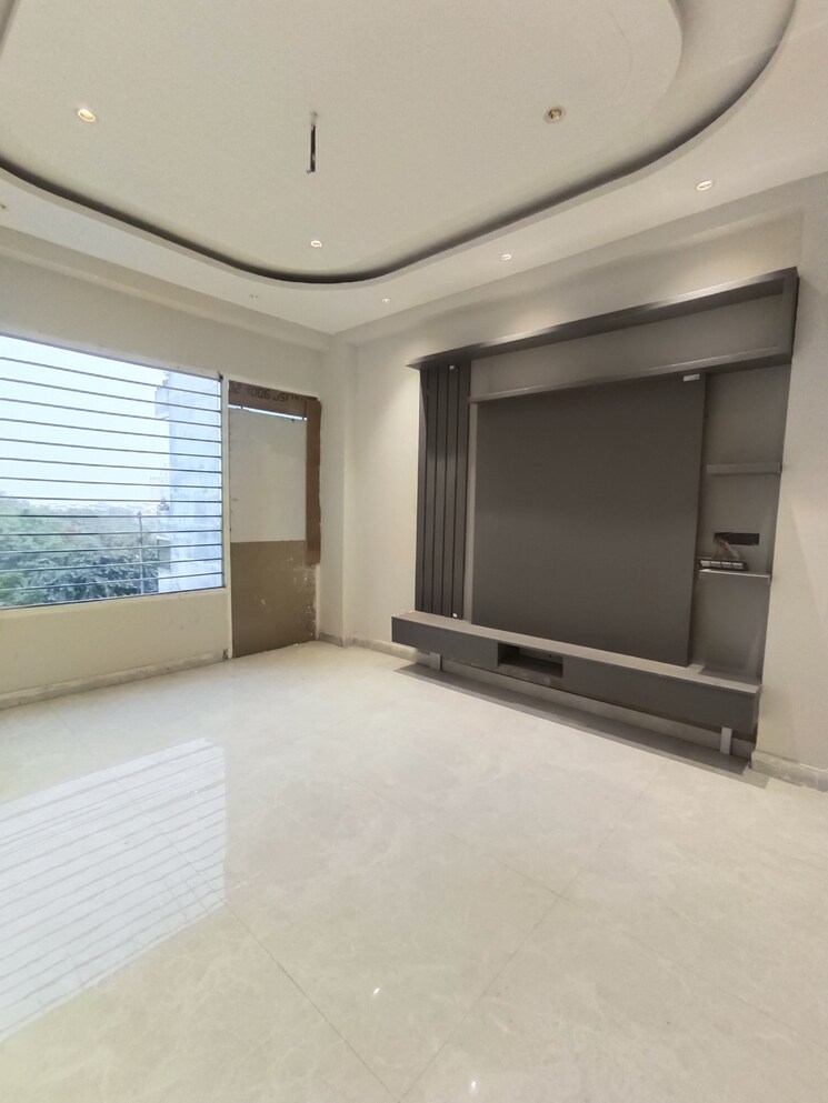 Room, srishti-greenfield-homes 4 Bedroom 2500 Sq.Ft. Builder Floor In Green Fields Colony Faridabad 8125315