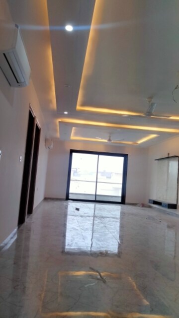 Building Lobby in 3 BHK Builder Floor at Sector 15i – for Rent