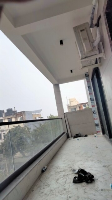 Kitchen in 3 BHK Builder Floor at Sector 15i – for Rent