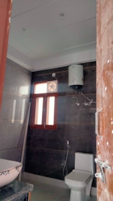 Kitchen in 3 BHK Builder Floor at Sector 15i – for Rent
