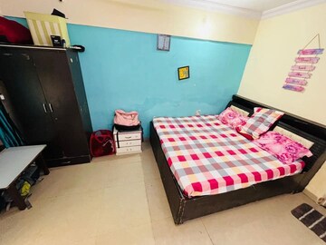Bedroom in 2 BHK Apartment at Vishwa Prakash Apartments CHS, Andheri West – for Rent