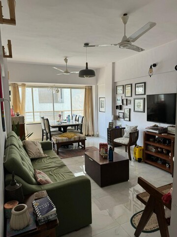 Living Room in 2 BHK Apartment at Jaycee Homes Panch Tantra, Versova – for Rent