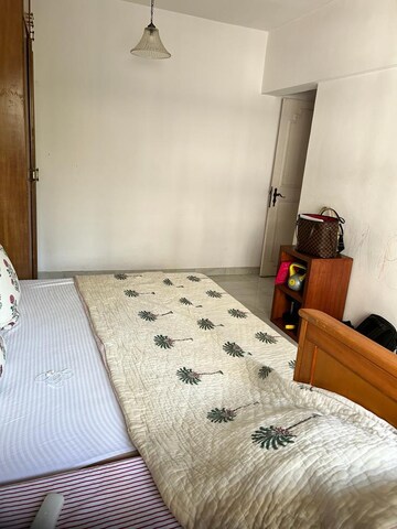 Bedroom in 2 BHK Apartment at Jaycee Homes Panch Tantra, Versova – for Rent