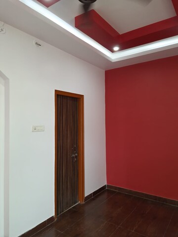 Room in 2 BHK Independent House at Gomti Nagar – for Rent