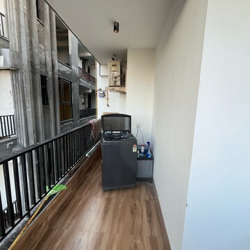 Balcony in 3 BHK Builder Floor at Palm Residency Chhatarpur, Rajpur Khurd Extension – for Rent