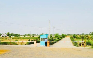 Plot For Sale in Sikandrabad
