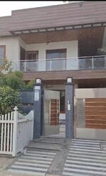 6+ BHK + Pooja Room,Servant Room 3228 Sq.Ft. Independent House in Gomti Nagar