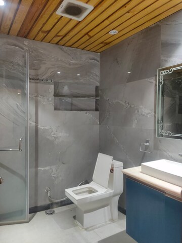 Kitchen in 6+ BHK Independent House at Gomti Nagar – for Sale