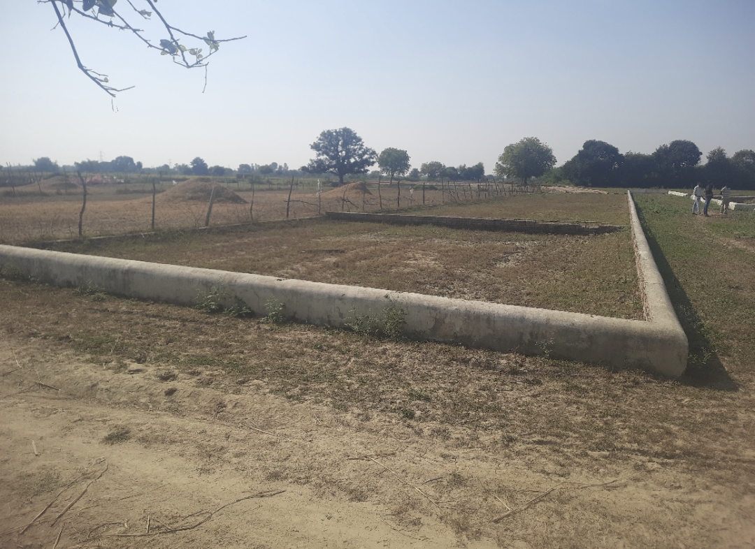 Plot For Sale in Invest Sitapur Road