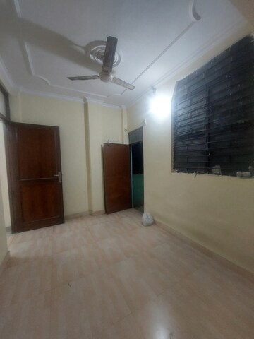 Bathroom in 2 BHK Apartment at Sarita Vihar – for Rent