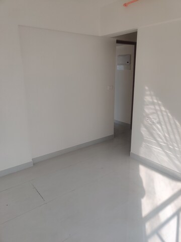Furnished Amenities in 1 BHK Apartment at Samruddhi Apartment Malad, Malad West – for Rent
