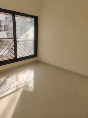 Furnished Amenities in 1 BHK Apartment at Samruddhi Apartment Malad, Malad West – for Rent