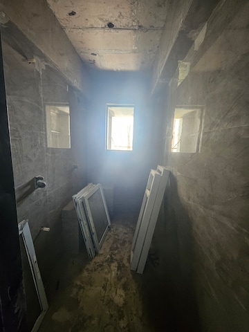 Bathroom in 2 BHK Apartment at Shreepati Coronet, Mazgaon – for Sale