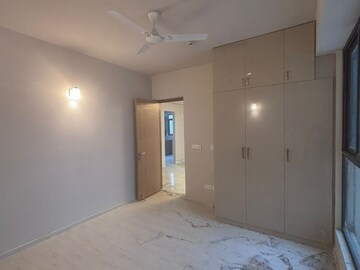 Room in 3 BHK Apartment at M3M Heights, Sector 65 – for Rent