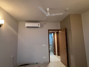 Room in 3 BHK Apartment at M3M Heights, Sector 65 – for Rent