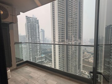 Room in 3 BHK Apartment at M3M Heights, Sector 65 – for Rent