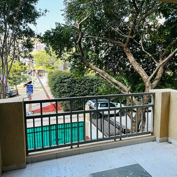 Balcony in  Pg at Sector 53 – for Rent
