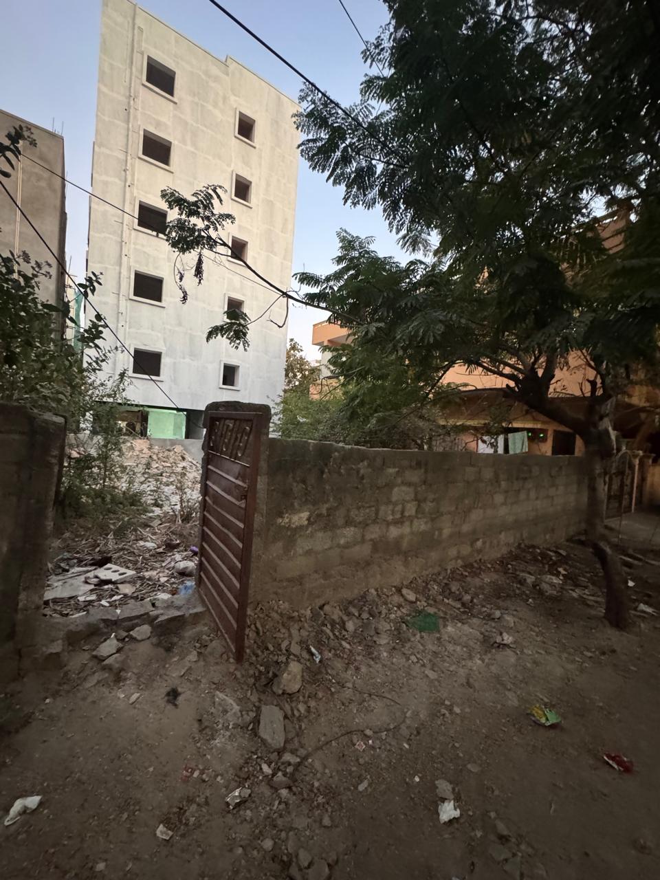 Plot For Sale in Manikonda