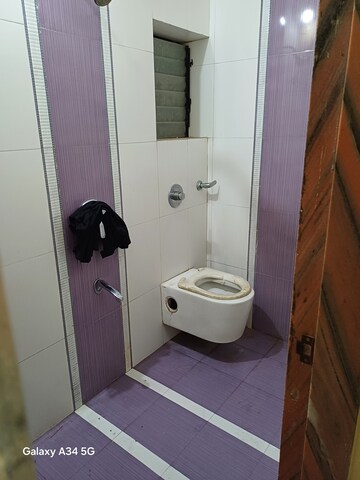 Bathroom in 2 BHK Apartment at Kopar Khairane – for Sale
