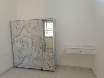Room in 3 BHK Apartment at Provident Park Square, Kanakapura Road – for Rent