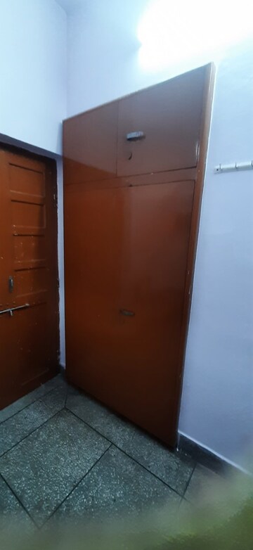 Room in 3 BHK Independent House at C-Scheme – for Rent