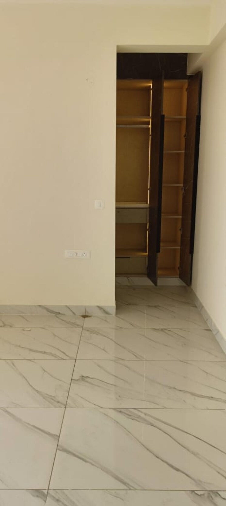 Room, eros-wembley-estat 2 Bedroom 1040 Sq.Ft. Apartment In Sector 50 Gurgaon 8125839