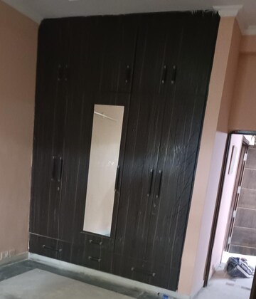 Furnished Amenities in 4 BHK Builder Floor at SS Mayfield Gardens, Sector 51 – for Rent