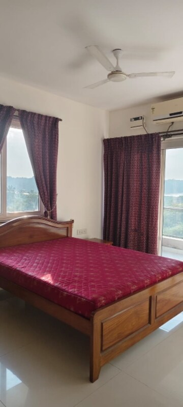 Bedroom in 2 BHK Apartment at Camorlim – for Rent