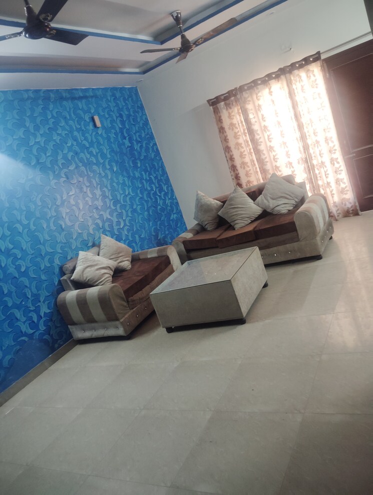 Living Room, sector 116 2 Bedroom 105 Sq.Yd. Builder Floor In Sector 116 Mohali 8125912