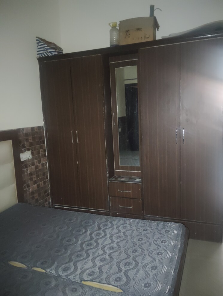 Room, sector 116 2 Bedroom 105 Sq.Yd. Builder Floor In Sector 116 Mohali 8125912