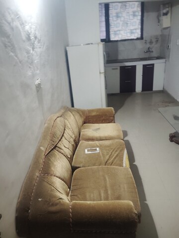 Living Room in 3 BHK Apartment at Sector 115 – for Rent